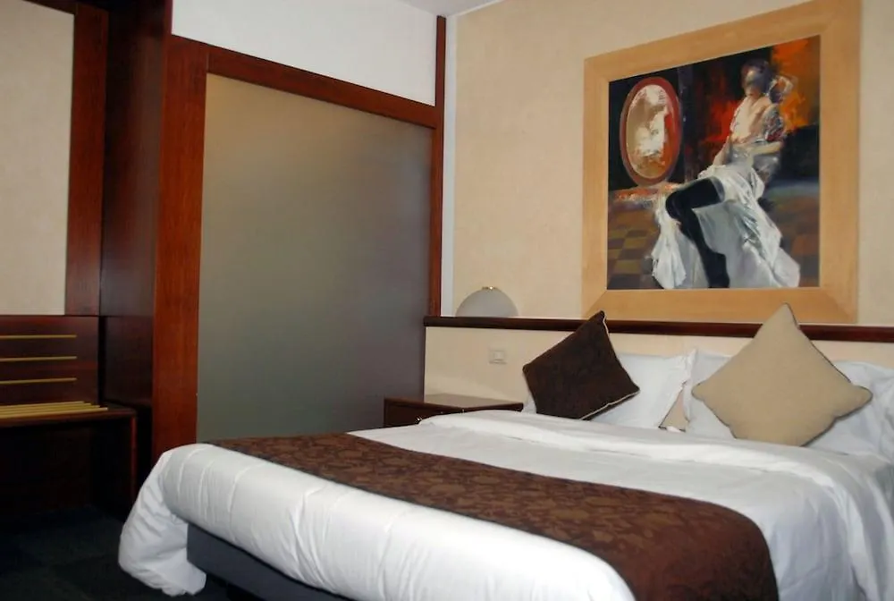 ****  Green Hotel Motel Vergiate Italie