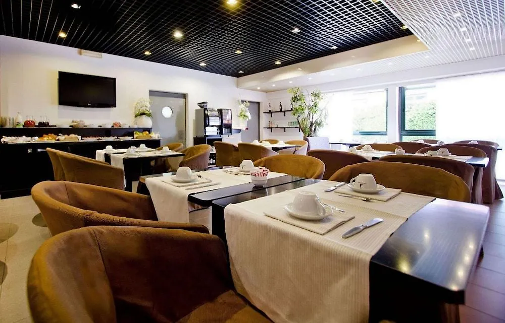 Green Hotel Motel Vergiate 4*,  Italy